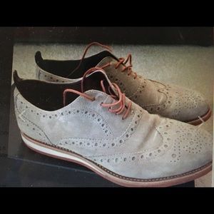 Boss Men’s shoes. Like new. 42 European.